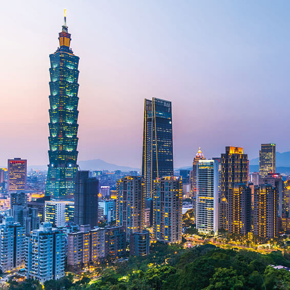 A panoramic view of the Taipei skyline, with the iconic Taipei 101