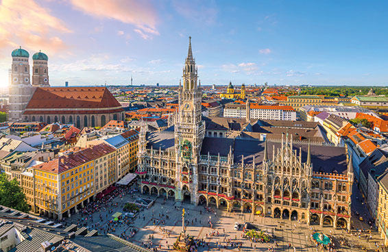 A panoramic view of the Marienplatz in Munich, with the New Town Hall and Frauenkirche