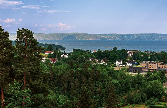 A view of the Asker coastline, with the Oslofjord in the background