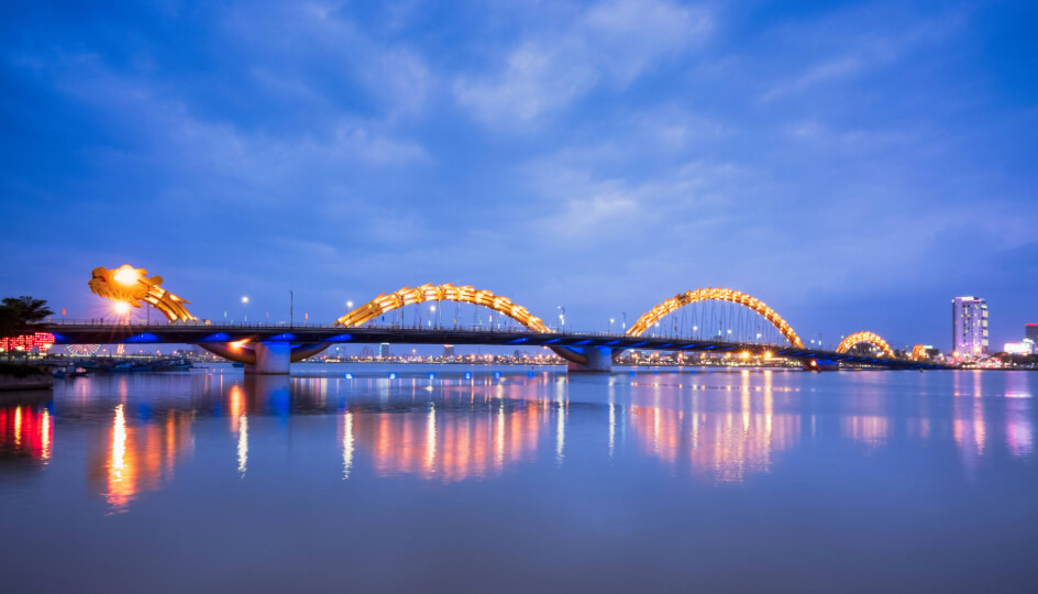  Dragon Bridge, a stunningly quirky bridge that spans the river Han - Danang, Vietnam